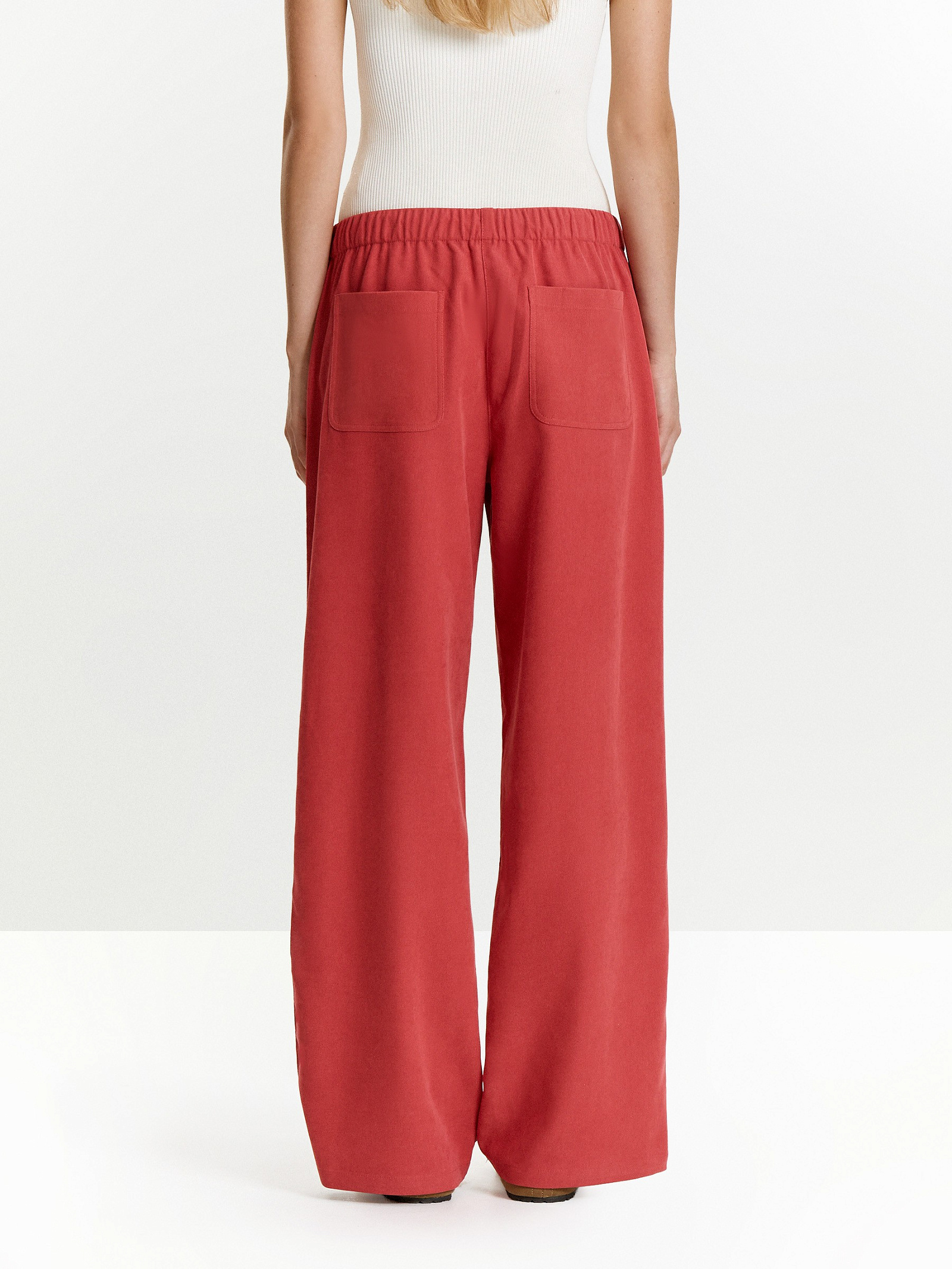 Брюки прямого кроя из трикотажа